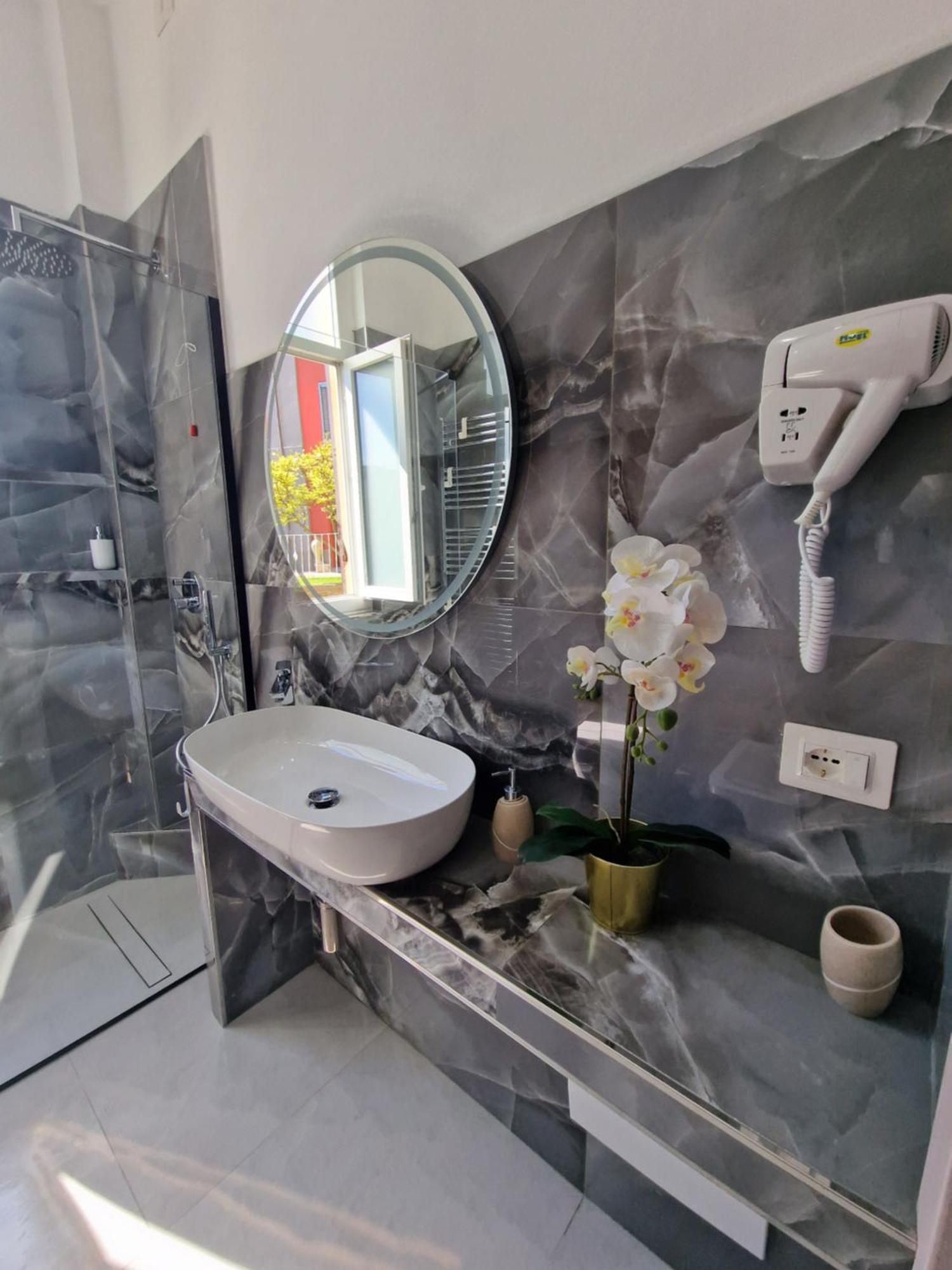 La Casa Della Stazione Apartment La Spezia Luaran gambar