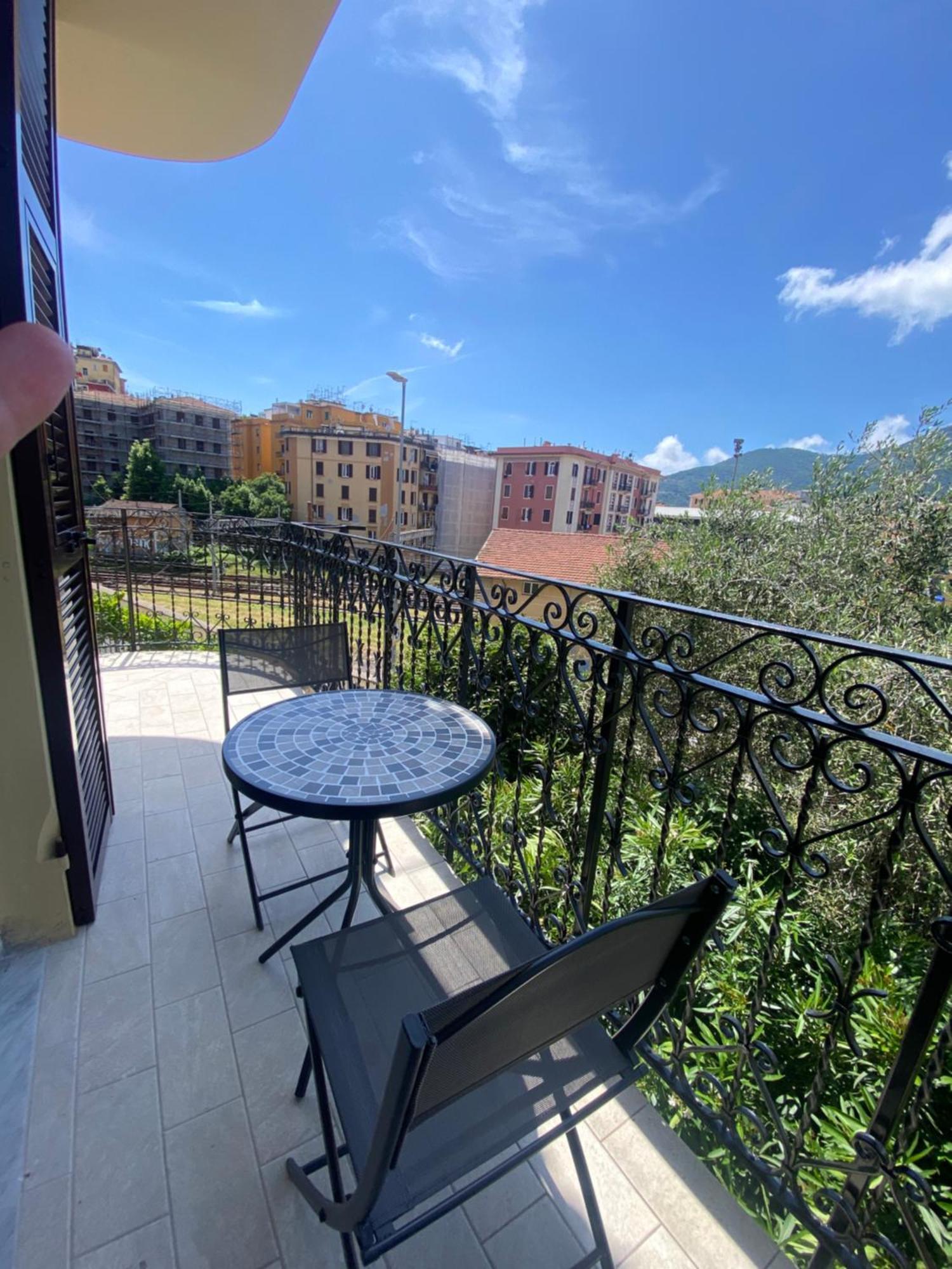La Casa Della Stazione Apartment La Spezia Luaran gambar
